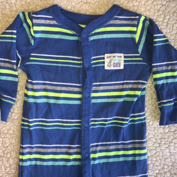 Set of Two Carter’s Baby Footed Pijamas - Picture 4 of 7